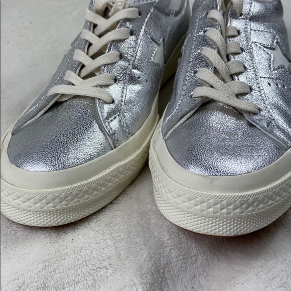 [ CONVERSE ] Silver Leather Shoes Women's Size 8 - Picture 2 of 7